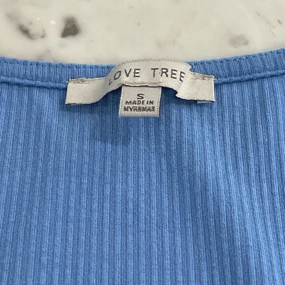 Blue top - Picture 3 of 3